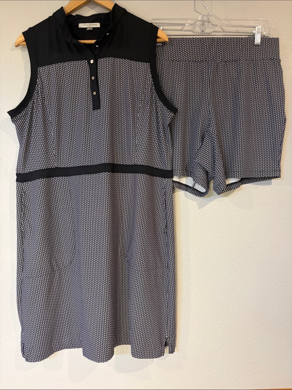 Fairway & Greene McKenzie golf athletic dress matching shorts black white XL